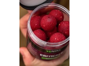 Nikl Criticals boilie Gigantica 250ml