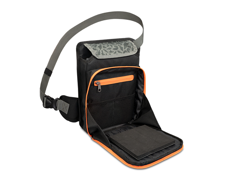 Crossbody taška Delphin Darx ATAK! Swift - MojeRybárstvo.sk Crossbody taška Delphin Darx ATAK! Swift – Obrázok 3