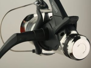 Giants fishing Naviják TR 5000 FS, Akce 1+1 zdarma!