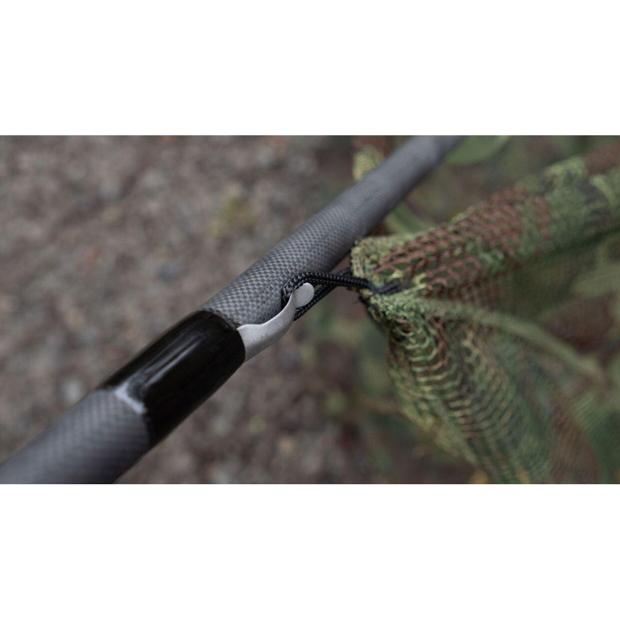 Wychwood Kaprový podběrák Epic Tactical 42“ Landing Net and 6ft/180cm 2pc Handle with Net Float - MojeRybárstvo.sk Wychwood Kaprový podběrák Epic Tactical 42“ Landing Net and 6ft/180cm 2pc Handle with Net Float – Obrázok 8