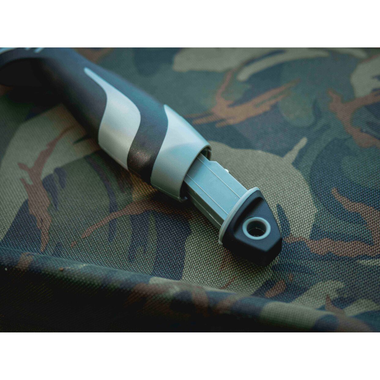Giants fishing Filetovací nůž 7 Fillet knife with sharpener ( Easy clean sheath ) - Image 10