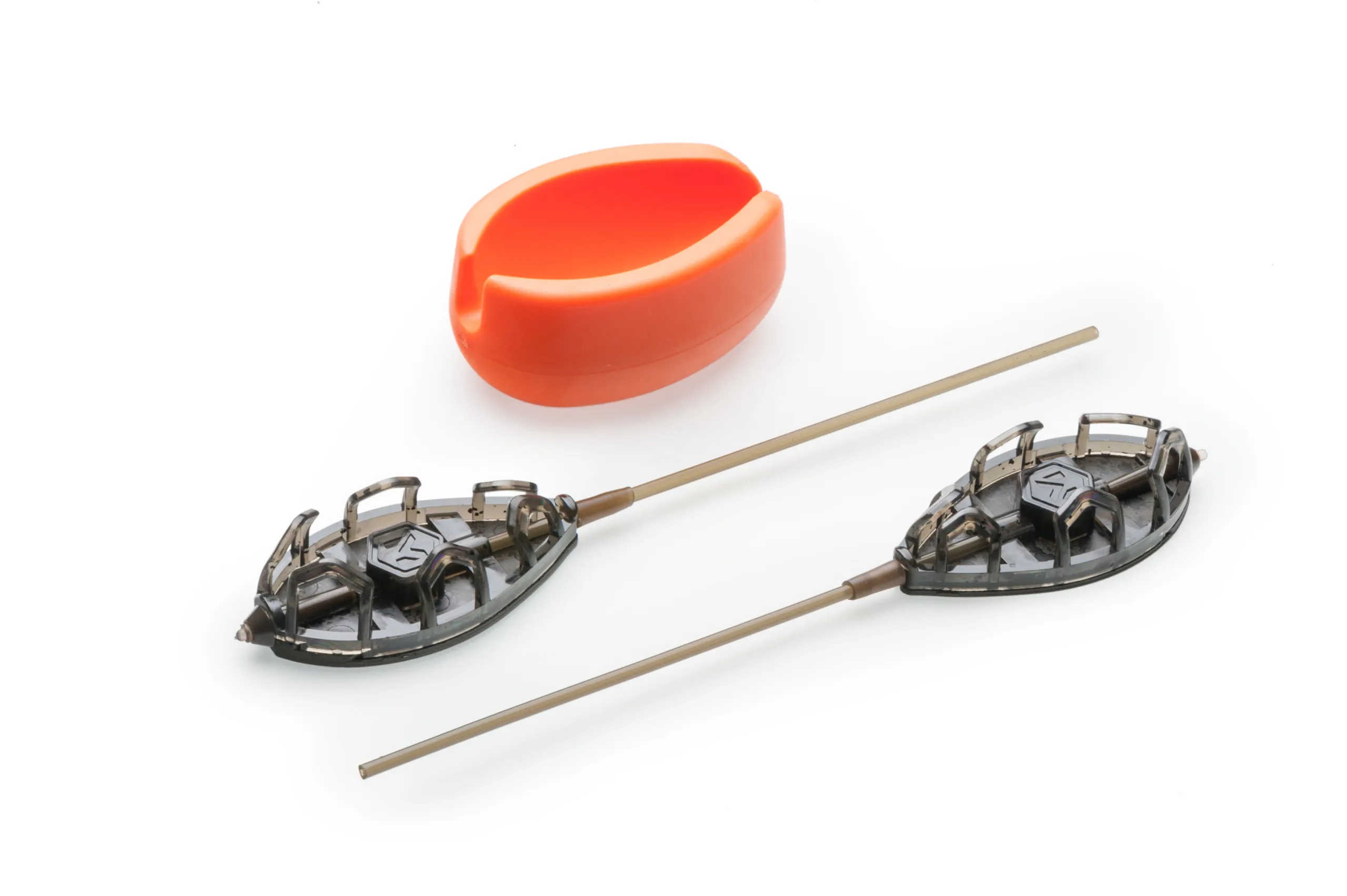 Sada rychlovýměnných method krmítek QMR Grip XL long (50g + 60g + mould) - MojeRybárstvo.sk Sada rychlovýměnných method krmítek QMR Grip XL long (50g + 60g + mould) – Obrázok 8