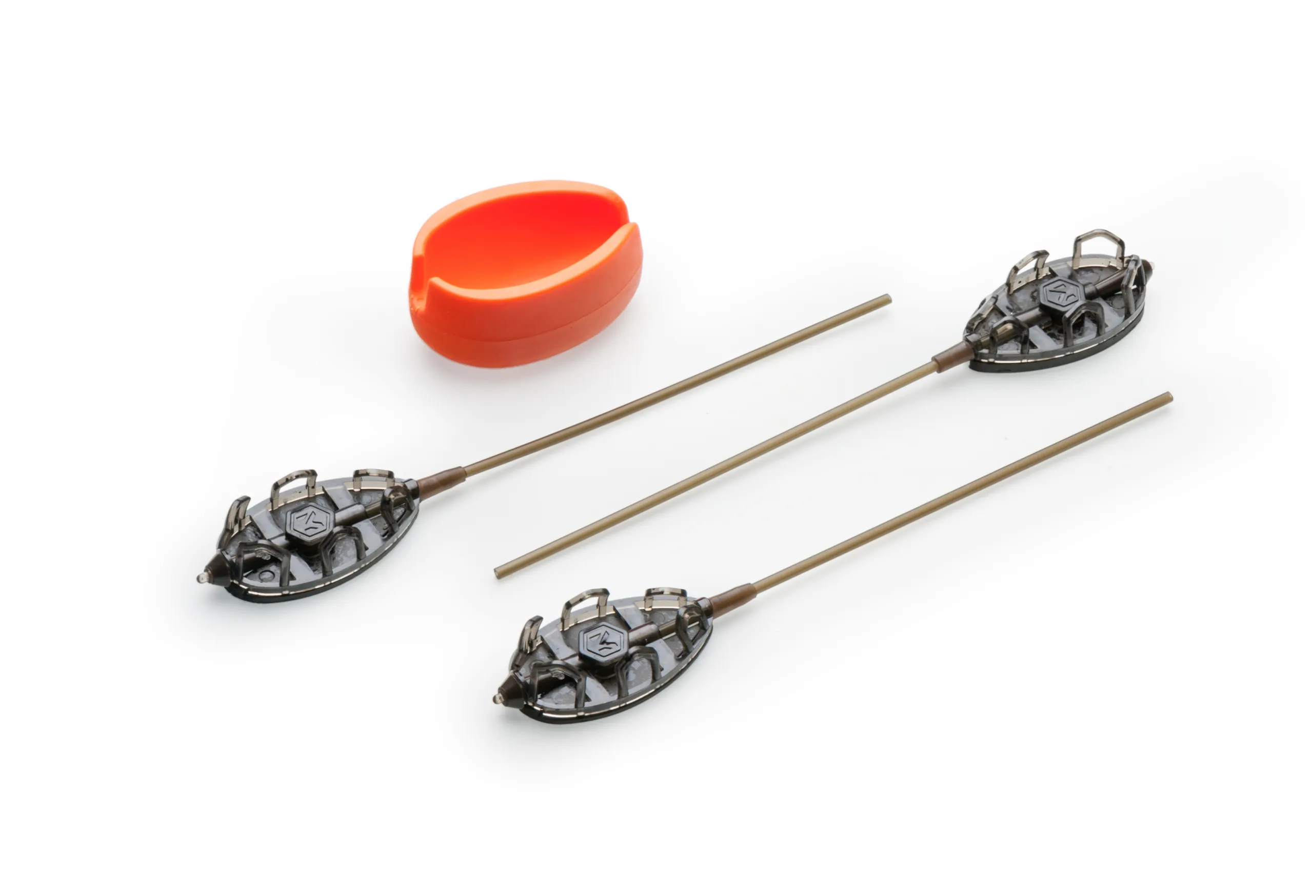 Sada rychlovýměnných method krmítek QMR Grip L long (30g + 40g + 50g + mould) - MojeRybárstvo.sk Sada rychlovýměnných method krmítek QMR Grip L long (30g + 40g + 50g + mould) – Obrázok 9